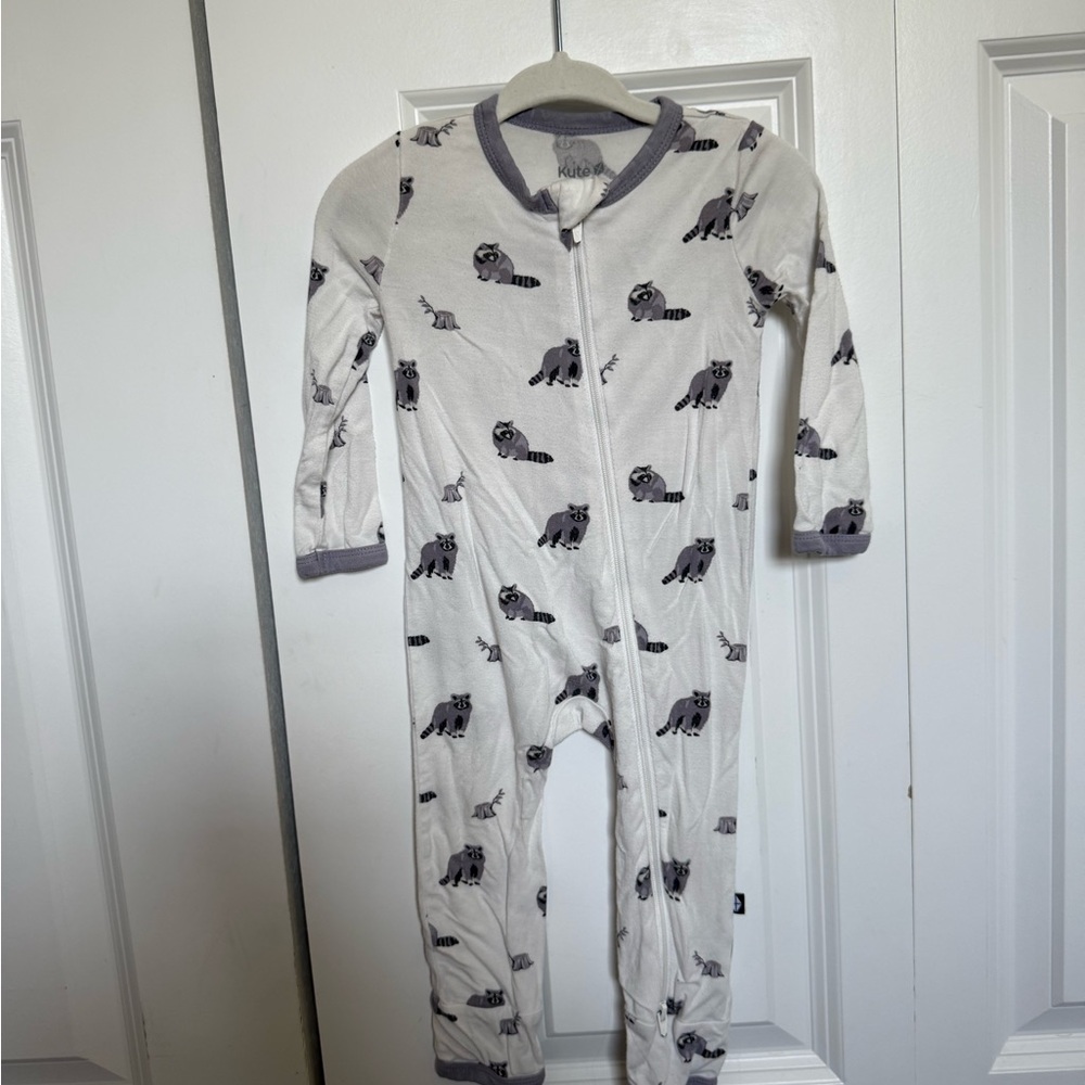 Kyte BABY Gray and White Animal Print Footie